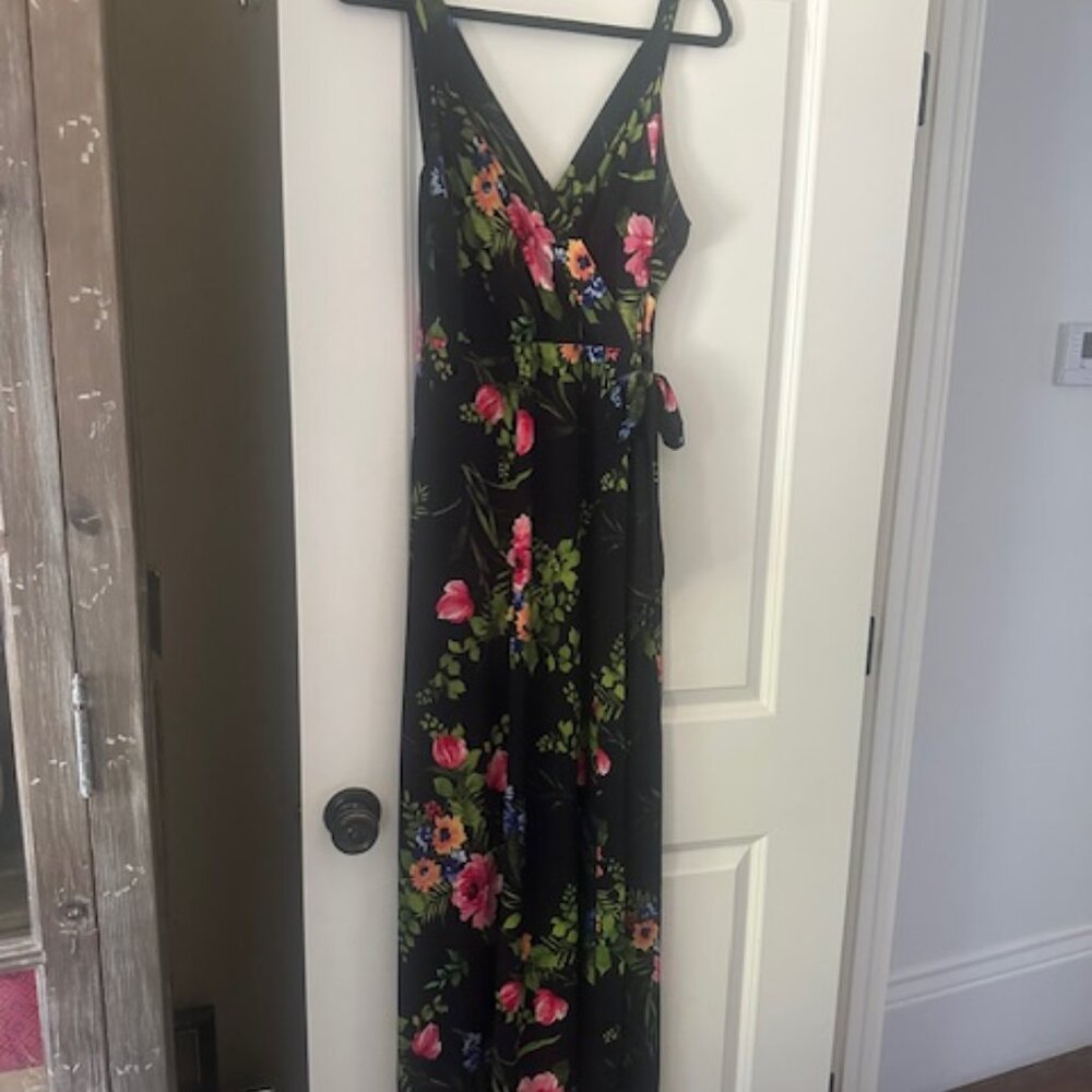 Brand New Le Lis Faux Wrap Knit Maxi Dress in Navy and Floral  - XL with Tag